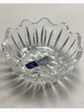 Vintage 24% Lead Crystal Scalloped Edge Trinket bowl